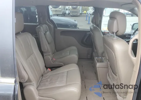 2016 Chrysler Town & Country Touring из США, поврежденный, VIN 2C4RC1BG3GR238035